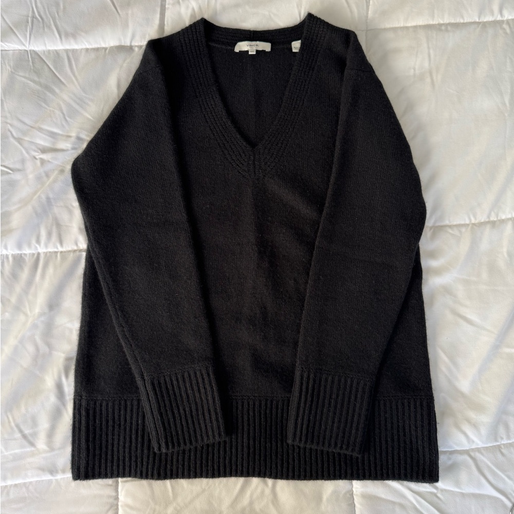 Vince 100% Cashmere V-Neck Sweater - Classic Black - Size XXS (Fits XS) - Picture 5 of 12